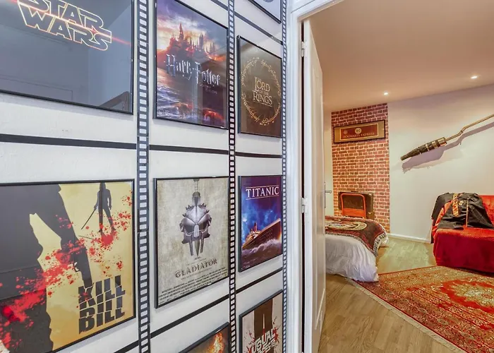 Le 7eme Art Apartment *